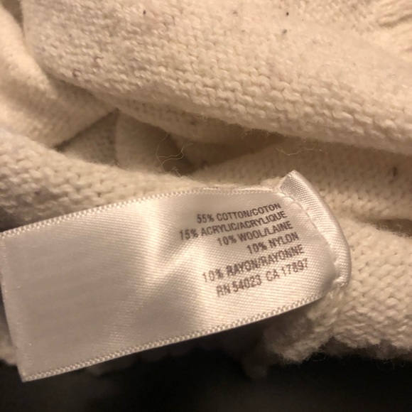 Off White V Neck Knit old Navy Sweater, Size XXL - Picture 4 of 5